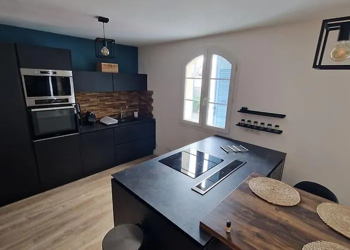 Duplex Luxueux / Privee / Parking Prive